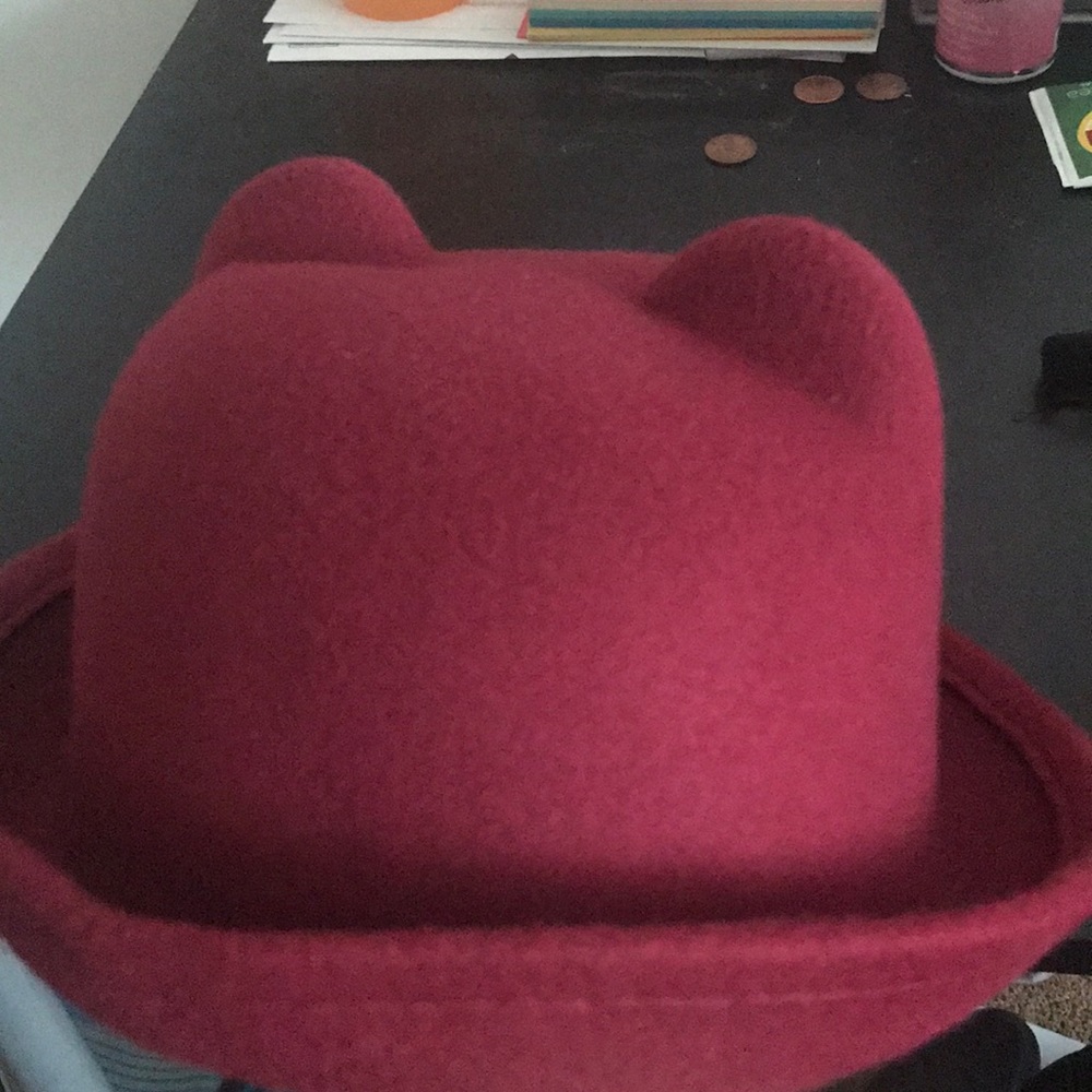 Hat - Picture 2 of 3